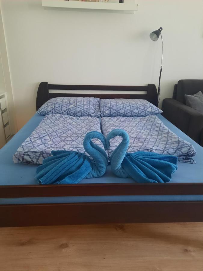 Apartment Klimka With Balcony, Free Wifi And Free Parking Bratislava Exterior foto